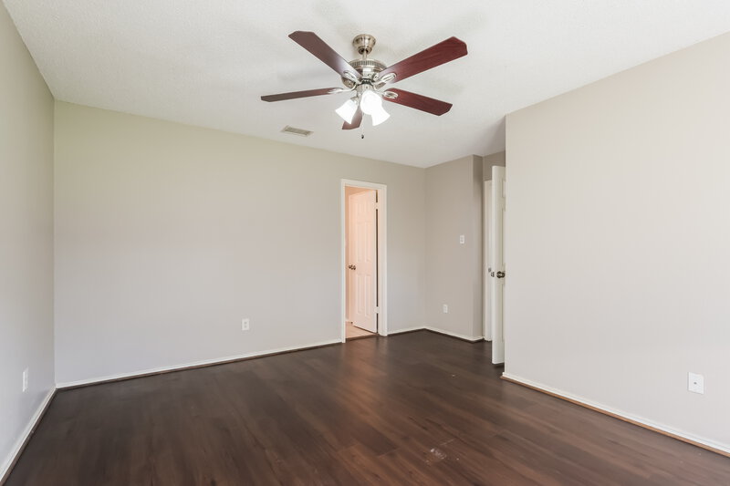 2,045/Mo, 17103 Spruce Run Drive Spring, TX 77379 Main Bedroom View