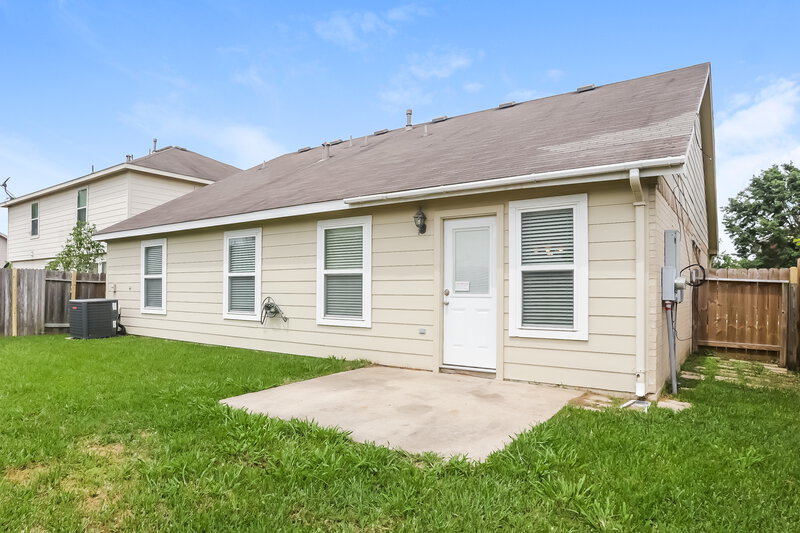 1,965/Mo, 18211 Hammondsport Lane Cypress, TX 77429 Rear View