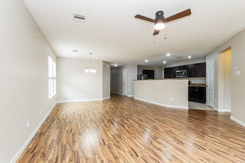 1,865/Mo, 29327 Legends Green Drive Spring, TX 77386 Living Room View 2