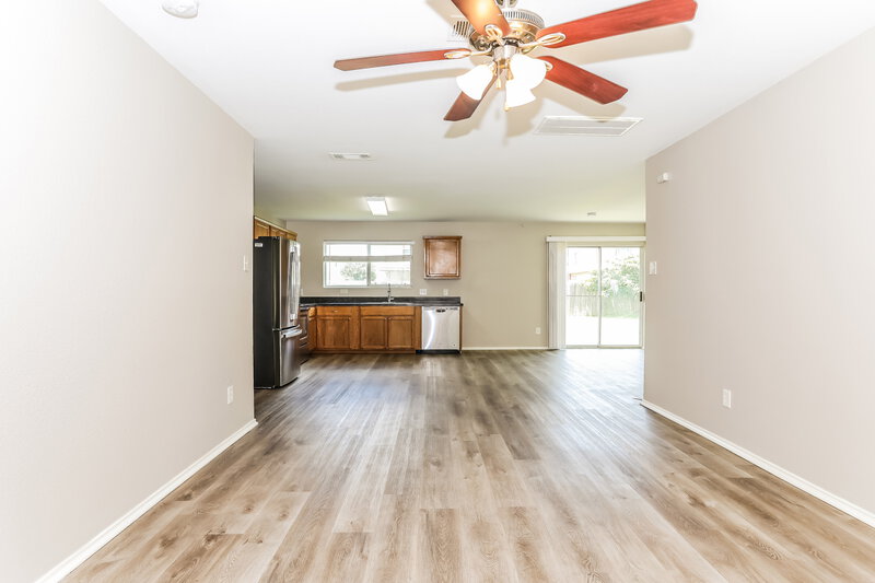 1,720/Mo, 16770 N Thrasher Dr Conroe, TX 77385 Living Room View