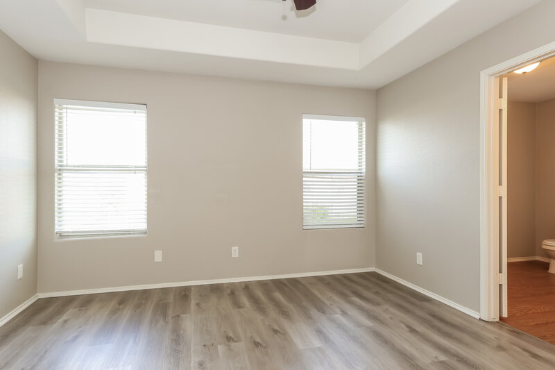 1,635/Mo, 16770 N Thrasher Dr Conroe, TX 77385 Bedroom View