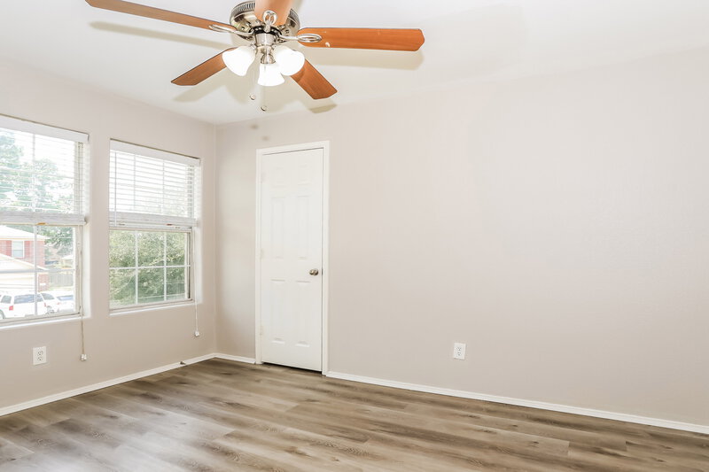 1,720/Mo, 16770 N Thrasher Dr Conroe, TX 77385 Bedroom View