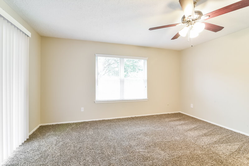 2,095/Mo, 19418 Navarro Mills Drive Tomball, TX 77375 Master Bedroom View
