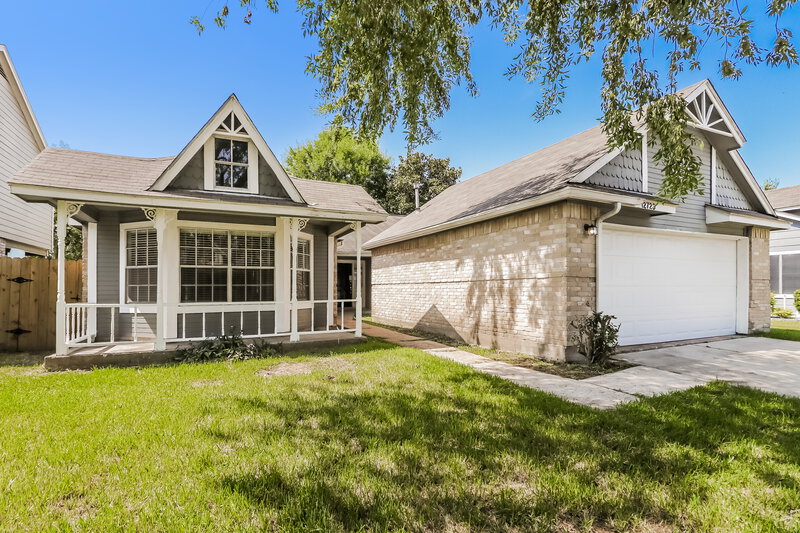 1,915/Mo, 12723 Ashford Knoll Houston, TX 77082 Front View