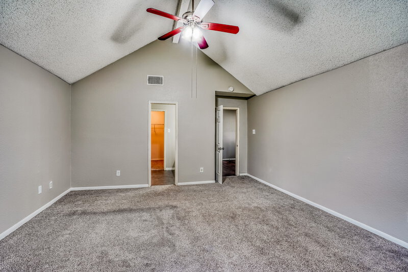 1,935/Mo, 12723 Ashford Knoll Houston, TX 77082 Main Bedroom View 2