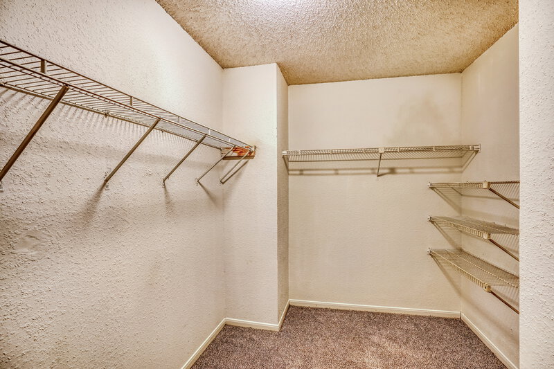 1,935/Mo, 12723 Ashford Knoll Houston, TX 77082 Walk In Closet View