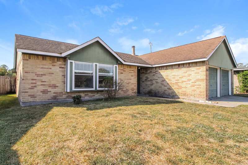 1,565/Mo, 242 Maybrook Drive Houston, TX 77015 Front View 2