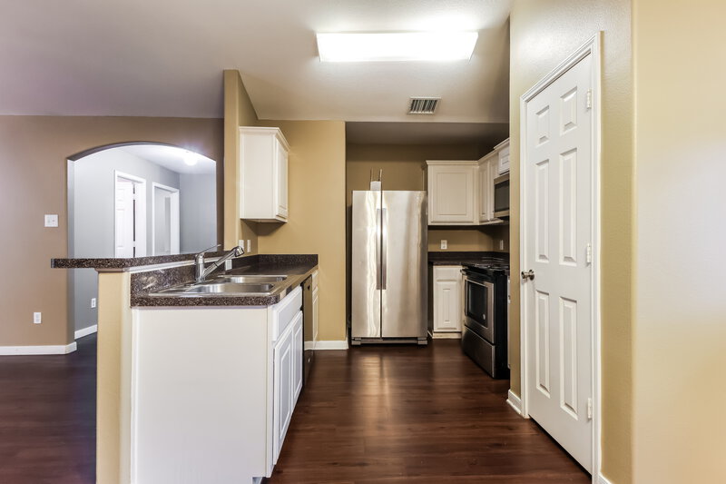 1,935/Mo, 28918 W Pecos River Ct Spring, TX 77386 Kitchen View