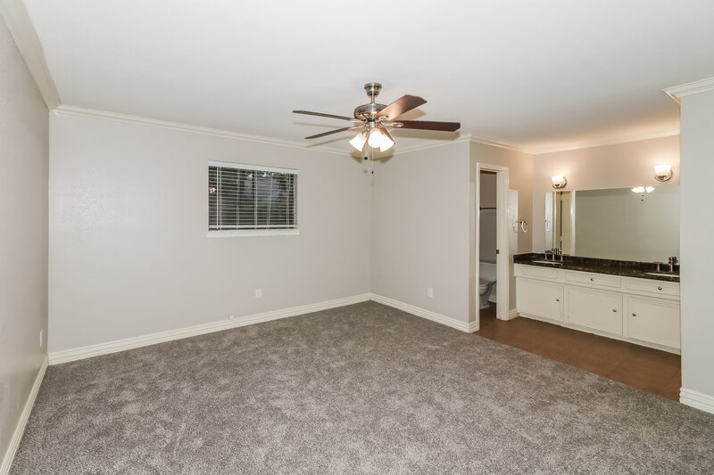 1,665/Mo, 15907 Marsh Hawk Street Humble, TX 77396 Main Bedroom View