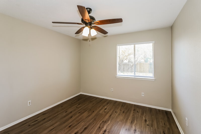 1,940/Mo, 8443 S Meadow Bird Circle Missouri City, TX 77489 Bedroom View 2