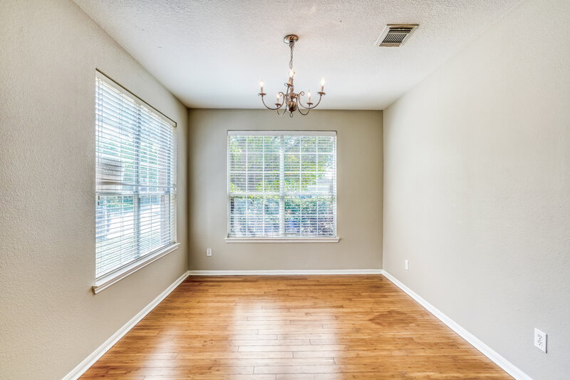 2,145/Mo, 15811 Granite Mountain Trail Houston, TX 77049 Dining Room View