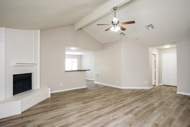 1,600/Mo, 16751 Dew Drop Lane Houston, TX 77095 Living Room View 2