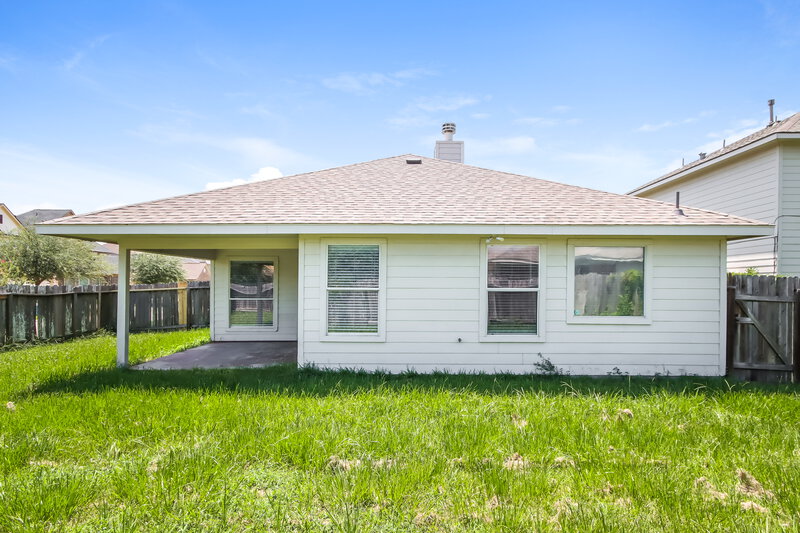 1,760/Mo, 12002 Green Butte Court Houston, TX 77044 Rear View
