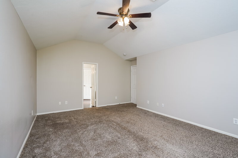 2,060/Mo, 25123 Shalford Drive Spring, TX 77389 Main Bedroom View 2