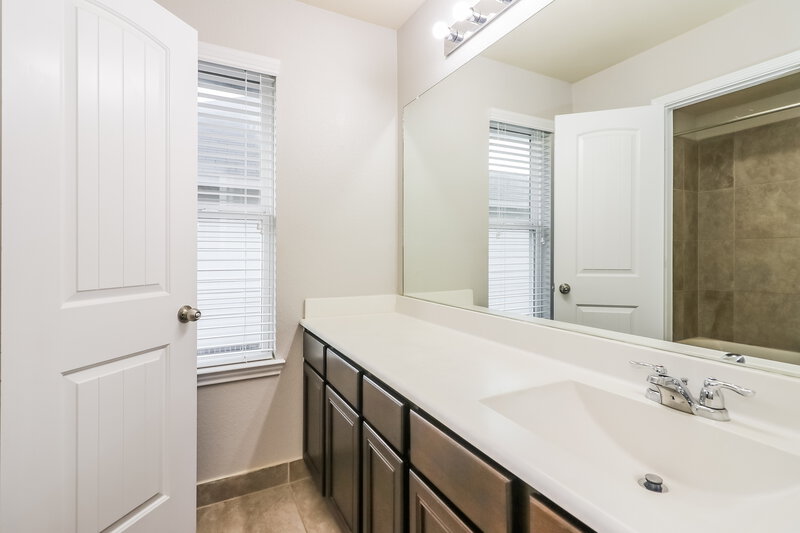 2,420/Mo, 3534 Paganini Place Katy, TX 77493 Bathroom View