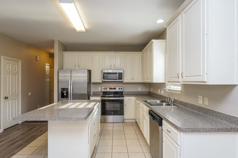 1,960/Mo, 21302 Berry Ridge Lane Tomball, TX 77375 Kitchen View