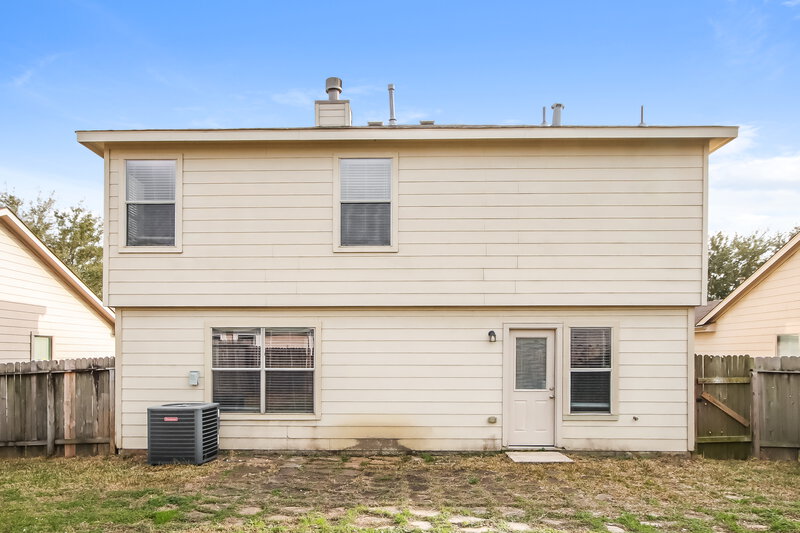 1,700/Mo, 8119 Stagewood Drive Humble, TX 77338 Rear View