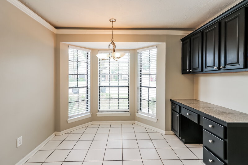 1,905/Mo, 7722 High Village Drive Houston, TX 77095 Breakfast Nook View