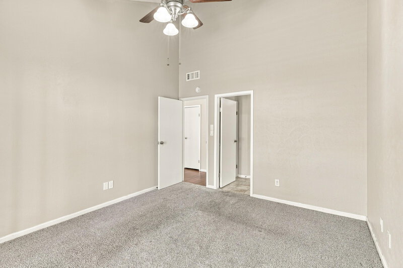 1,905/Mo, 7722 High Village Drive Houston, TX 77095 Primary Bedroom View