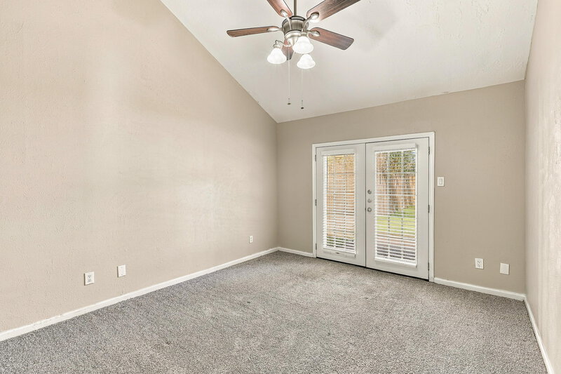 1,905/Mo, 7722 High Village Drive Houston, TX 77095 Primary Bedroom View 2