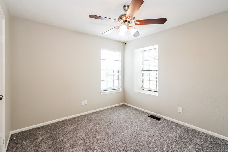 1,905/Mo, 7722 High Village Drive Houston, TX 77095 Bedroom View 2