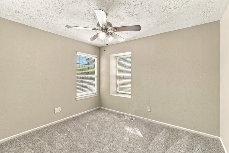 1,905/Mo, 7722 High Village Drive Houston, TX 77095 Bedroom View