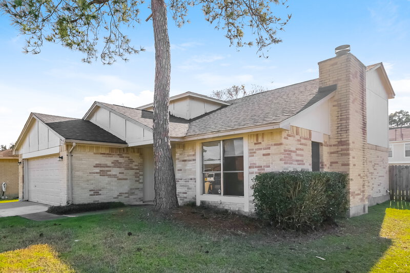 1,900/Mo, 18091 Forest Cedars Drive Houston, TX 77084 Front View