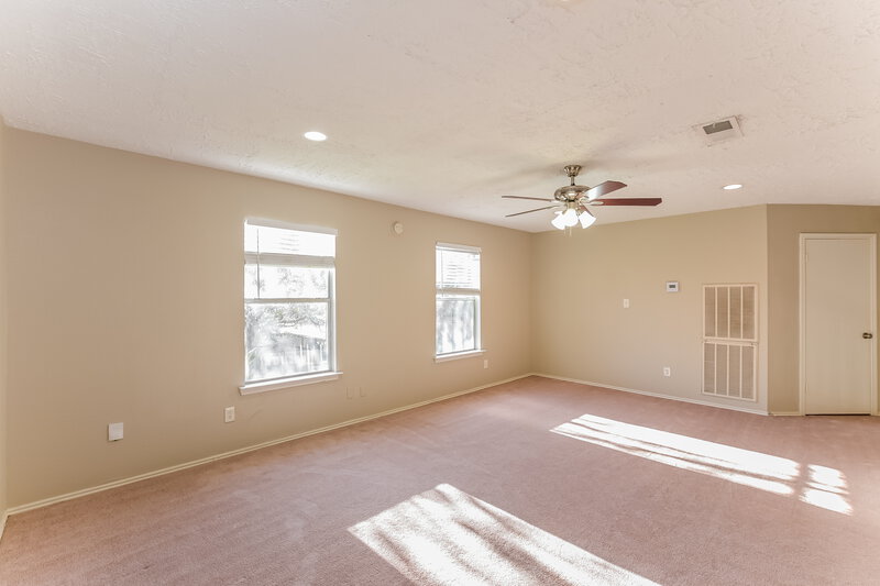 1,900/Mo, 18091 Forest Cedars Drive Houston, TX 77084 Family Room View
