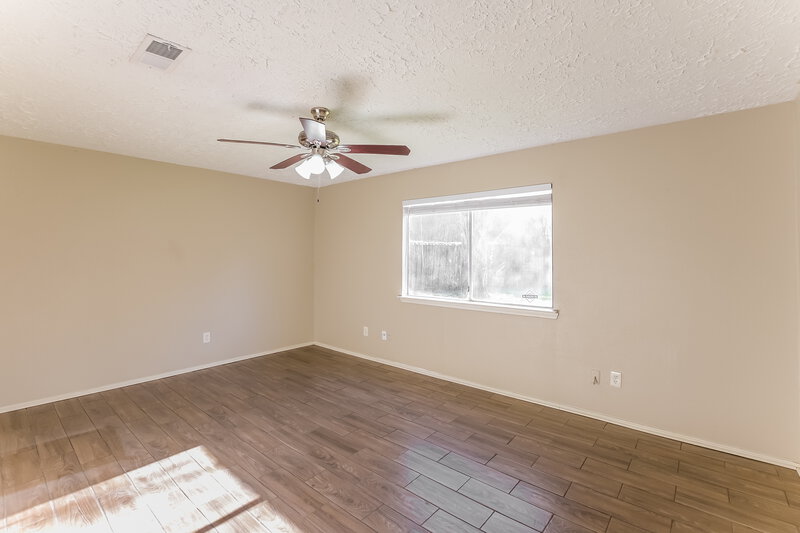 1,900/Mo, 18091 Forest Cedars Drive Houston, TX 77084 Main Bedroom View