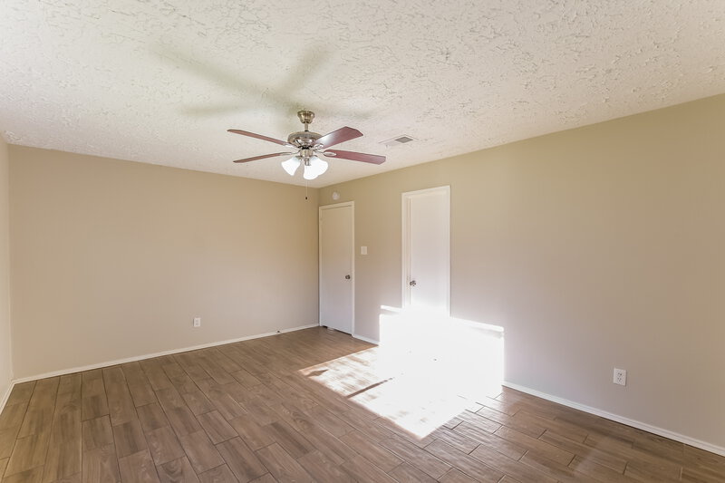 1,900/Mo, 18091 Forest Cedars Drive Houston, TX 77084 Main Bedroom View 2