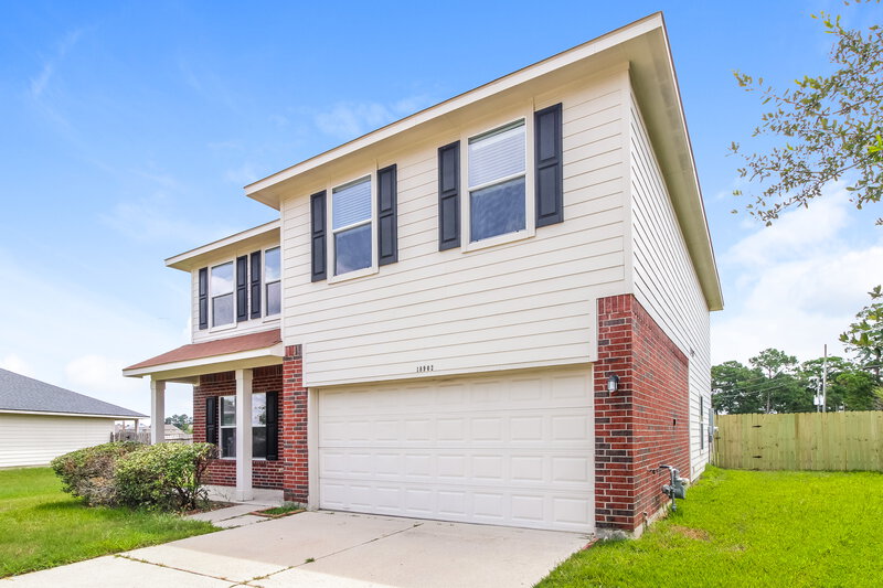 3,000/Mo, 18902 Bressingham Drive Tomball, TX 77375 Front View