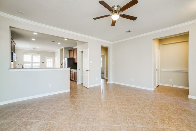 2,150/Mo, 17246 Lafayette Hollow Lane Humble, TX 77346 Living Room View 2