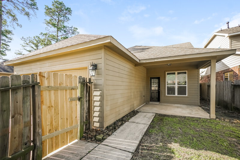 2,150/Mo, 17246 Lafayette Hollow Lane Humble, TX 77346 Rear View