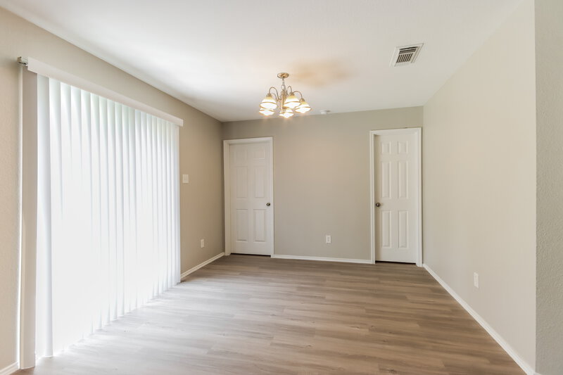 1,720/Mo, 16771 N Thrasher Drive Conroe, TX 77385 Dining Room View