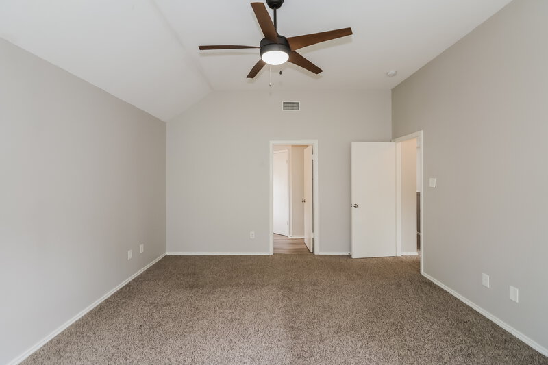 1,910/Mo, 3310 Tenaha Drive Houston, TX 77014 Main Bedroom View 2