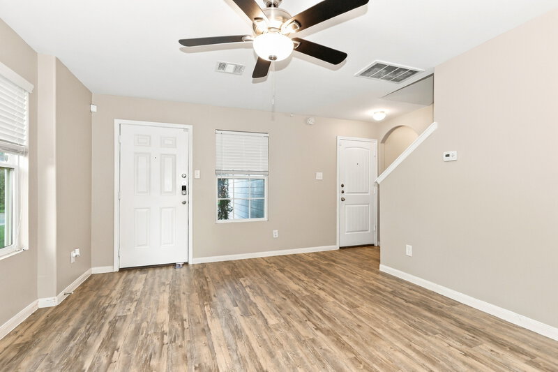 1,725/Mo, 21110 Sugar Orchard Lane Tomball, TX 77375 Living Room View 2