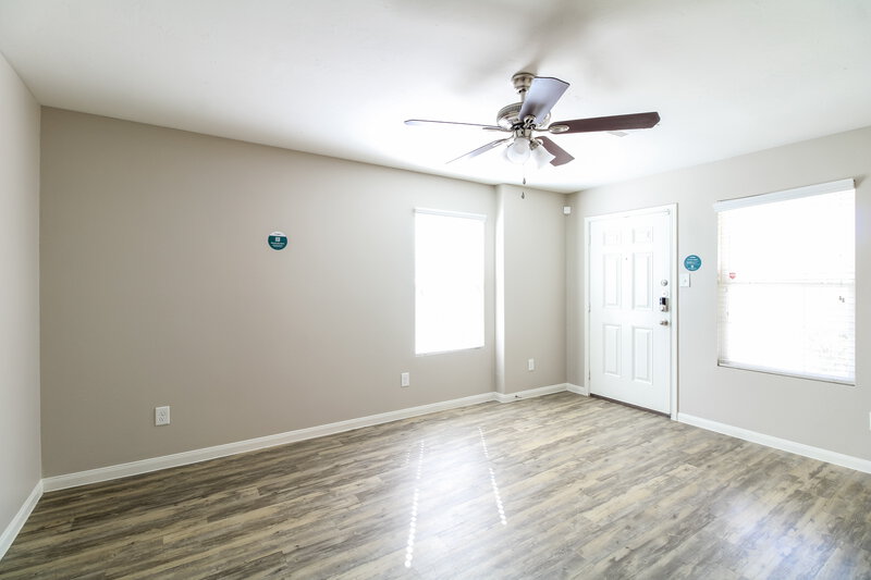2,110/Mo, 21110 Sugar Orchard Lane Tomball, TX 77375 Living Room View