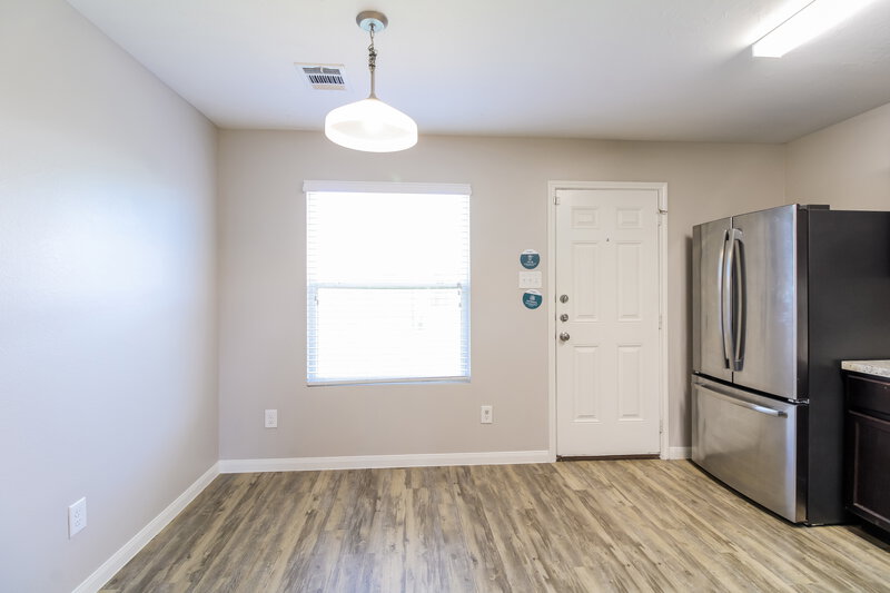2,110/Mo, 21110 Sugar Orchard Lane Tomball, TX 77375 Dining Room View