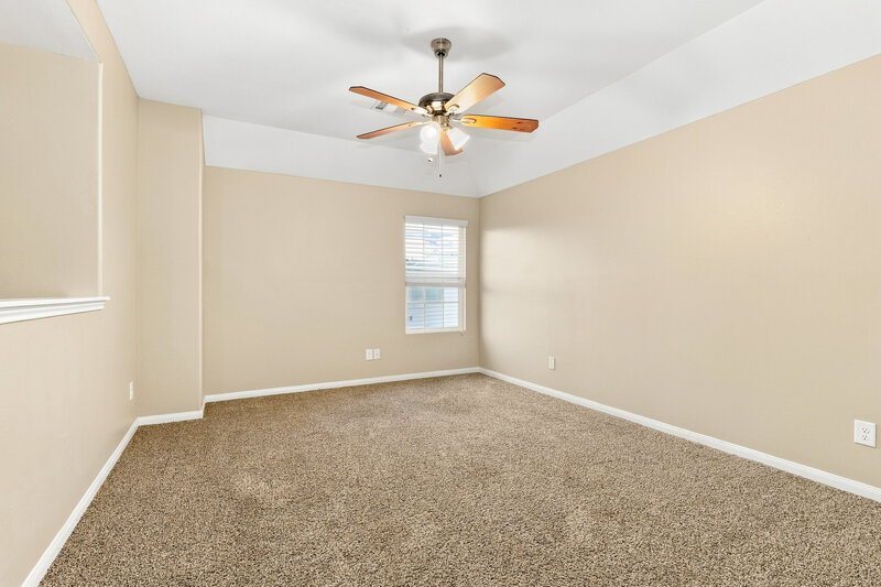 1,725/Mo, 21110 Sugar Orchard Lane Tomball, TX 77375 Bedroom View 3