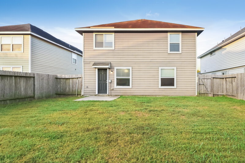 1,725/Mo, 21110 Sugar Orchard Lane Tomball, TX 77375 Rear View
