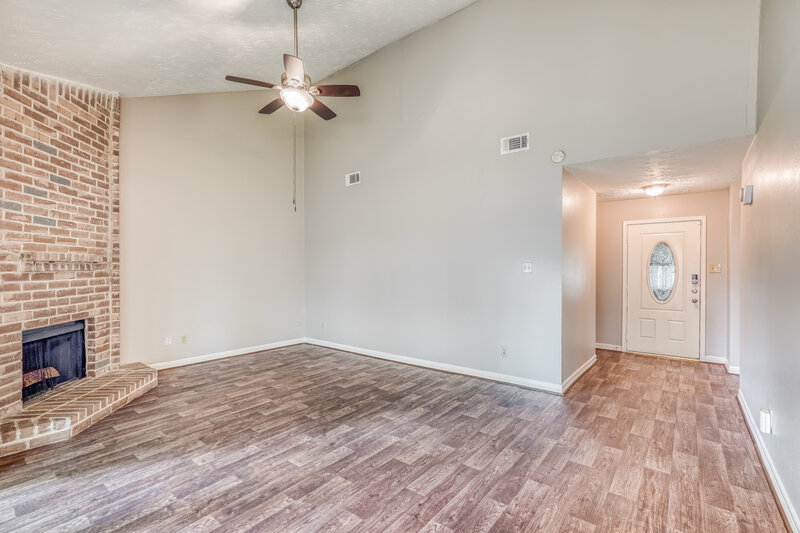 1,765/Mo, 15238 Bedford Glen Drive Channelview, TX 77530 Living Room View 3
