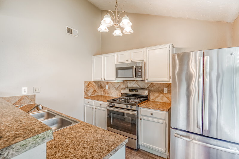 1,765/Mo, 15238 Bedford Glen Drive Channelview, TX 77530 Kitchen View