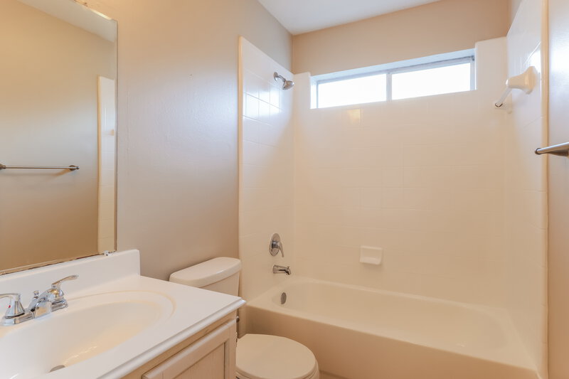 1,785/Mo, 23715 Prairie Bird Drive Spring, TX 77373 Bathroom View