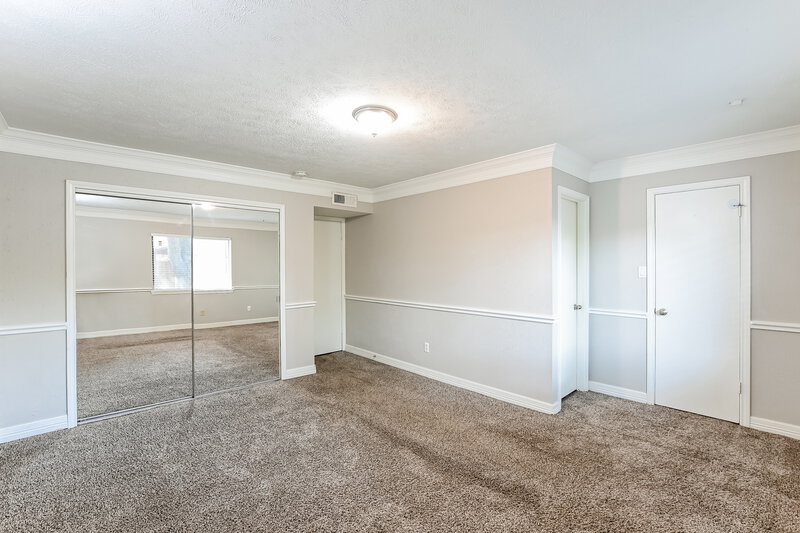 1,800/Mo, 2719 Killdeer Lane Humble, TX 77396 Main Bedroom View 2