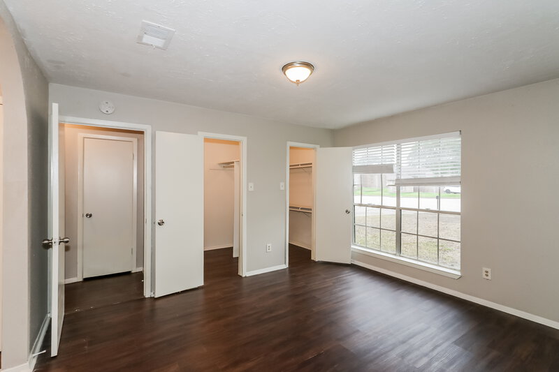 1,880/Mo, 7418 Odinglen Dr Houston, TX 77095 Main Bedroom View