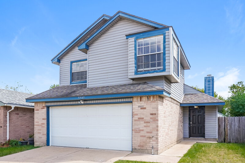 1,760/Mo, 5907 Beaconridge Drive Houston, TX 77053 Front View
