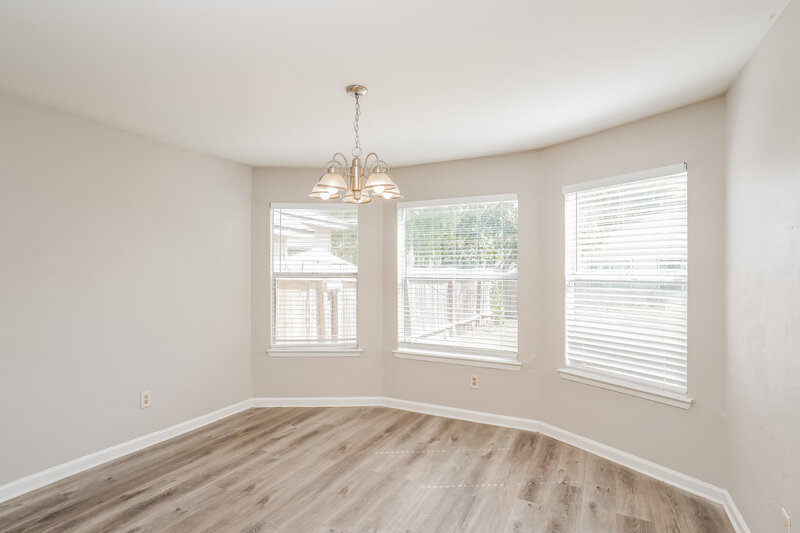 1,760/Mo, 5907 Beaconridge Drive Houston, TX 77053 Dining Room View