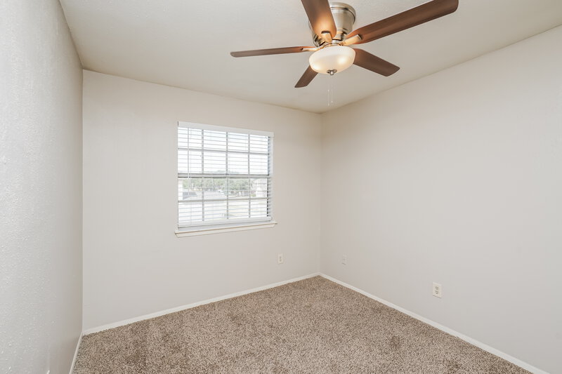 1,760/Mo, 5907 Beaconridge Drive Houston, TX 77053 Bedroom View