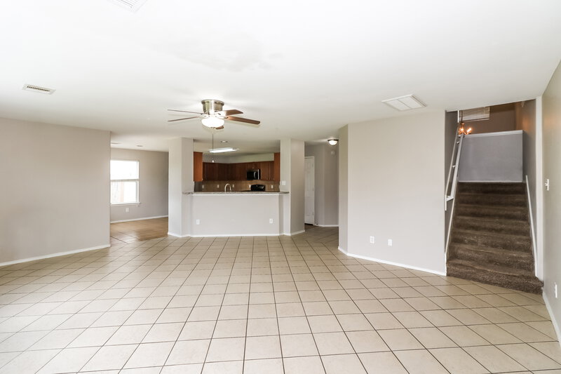 1,830/Mo, 20318 Clydesdale Ridge Drive Humble, TX 77338 Living Room View 2