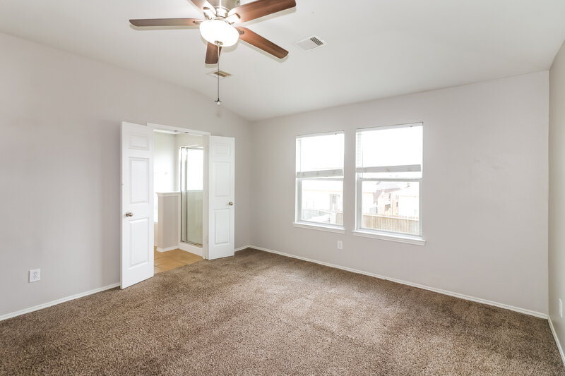1,830/Mo, 20318 Clydesdale Ridge Drive Humble, TX 77338 Main Bedroom View